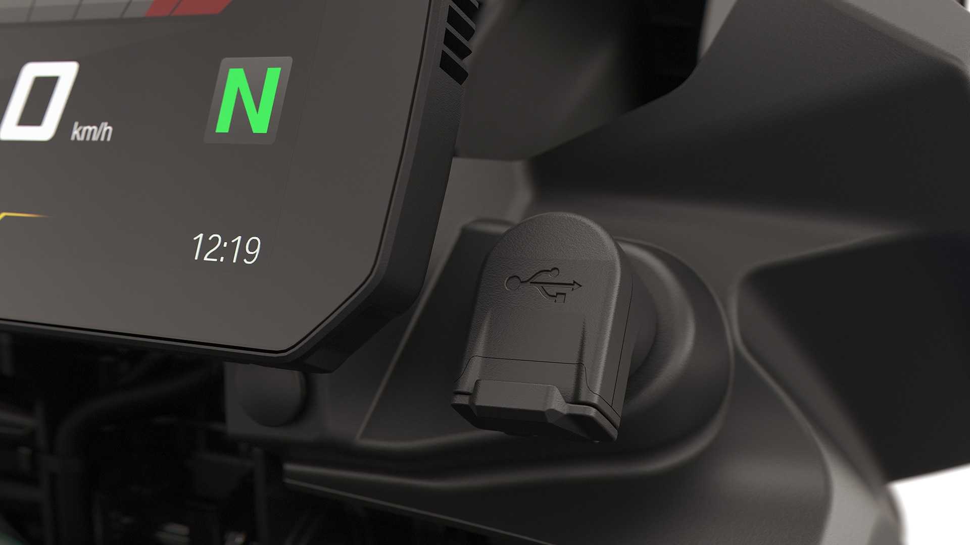 The USB port of the F 800 GS
