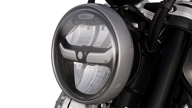 The R 12 from BMW Motorrad with LED headlights and daytime running light
